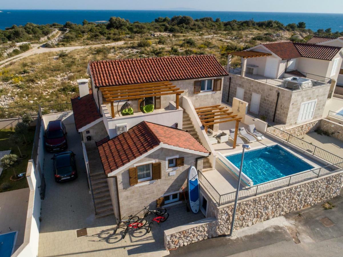 Villa Diomedes With The Sea View And The Pool Rogoznica  Buitenkant foto